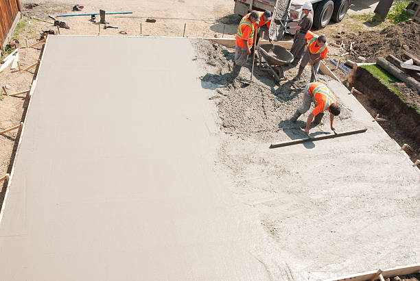 Best Residential Concrete Solutions in Hiawatha, KS